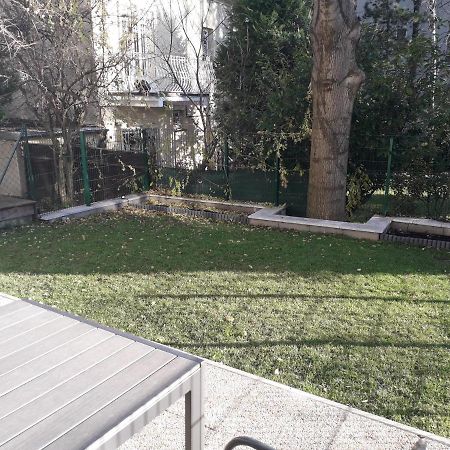 Cosy Flat In The Quiet Area With Own Garden, Free Parking And Direct Public Transport Link To The Centre Apartment Виена Екстериор снимка